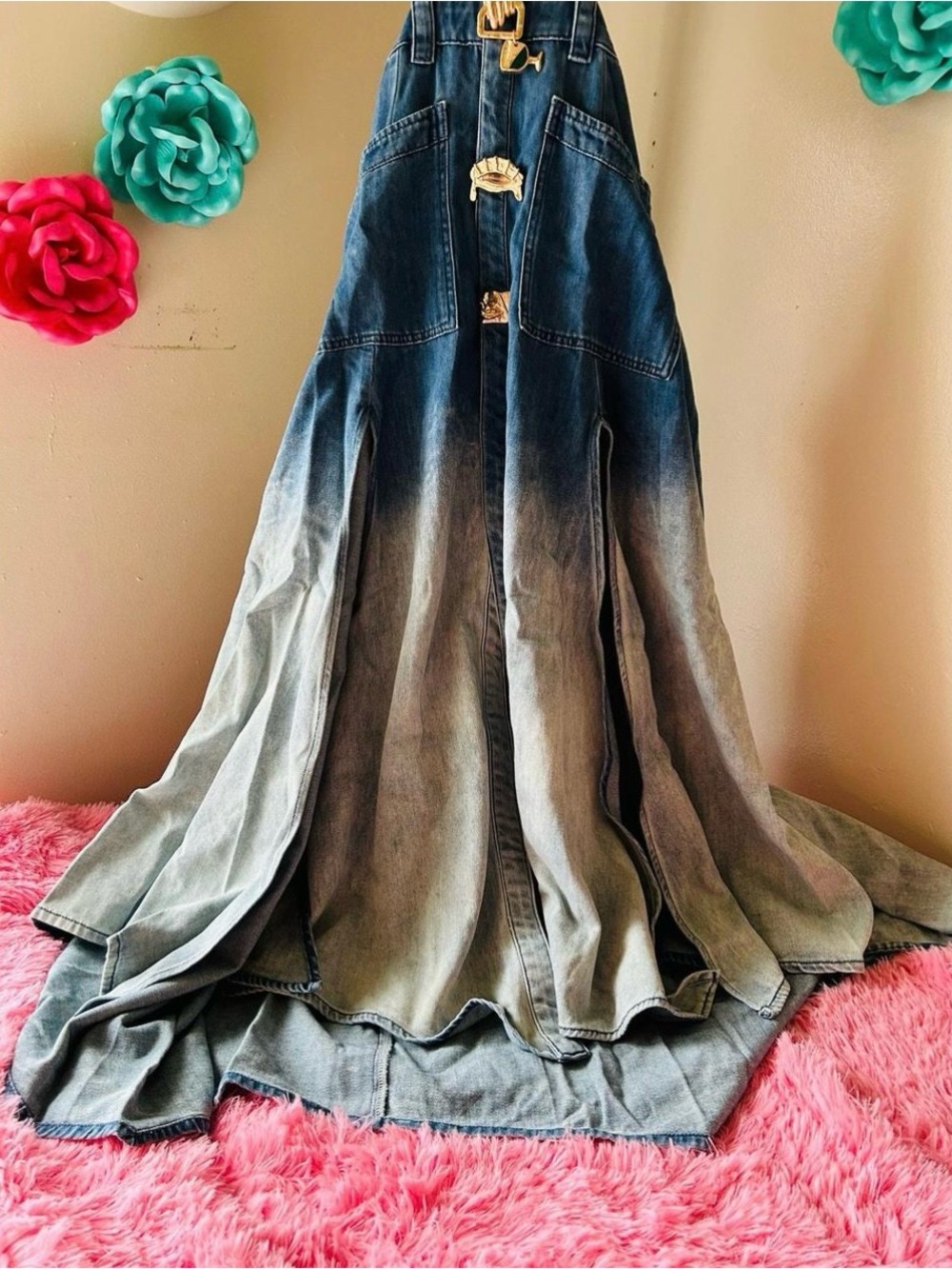 Sleeveless Denim Maxi Dress with Gradient Hem - Blue - Picture 4 of 7